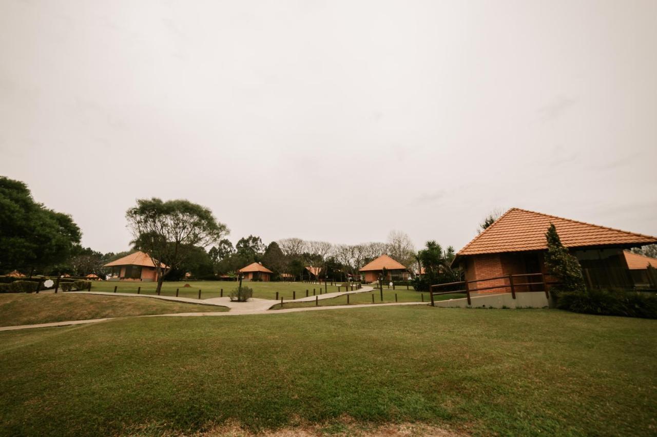 Vira Charme Resort Fernandes Pinheiro Exteriör bild