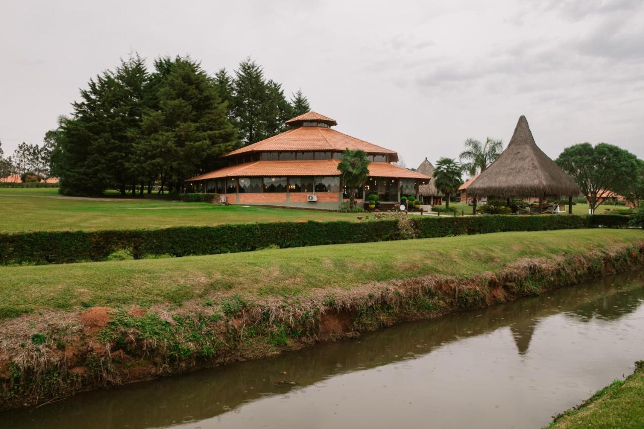Vira Charme Resort Fernandes Pinheiro Exteriör bild