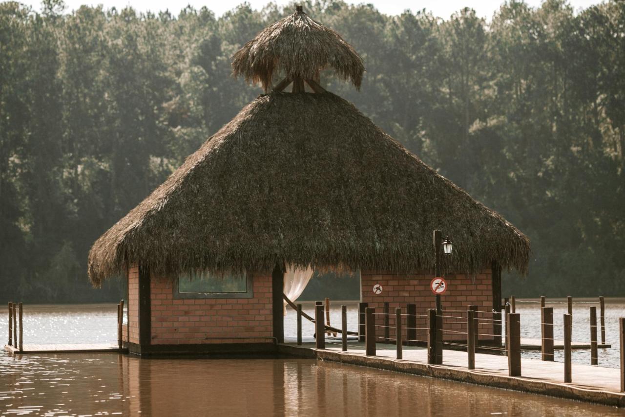 Vira Charme Resort Fernandes Pinheiro Exteriör bild