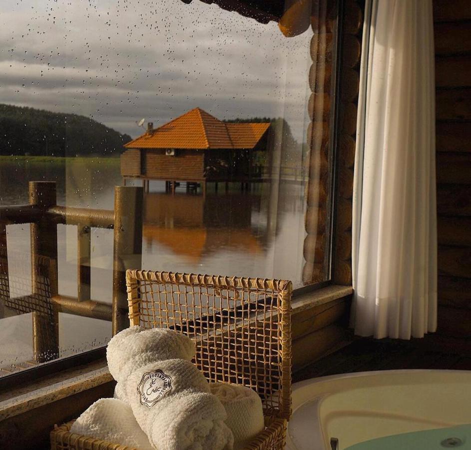 Vira Charme Resort Fernandes Pinheiro Exteriör bild